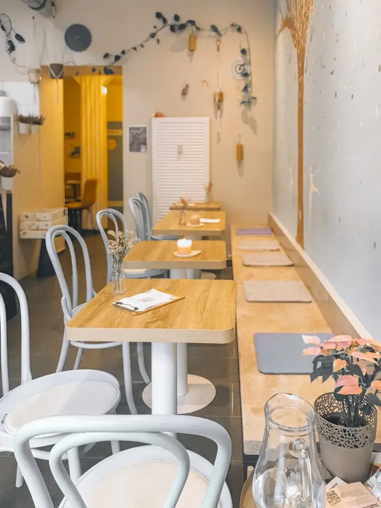 Café Prana table with nourishing gluten-free and vegan food
